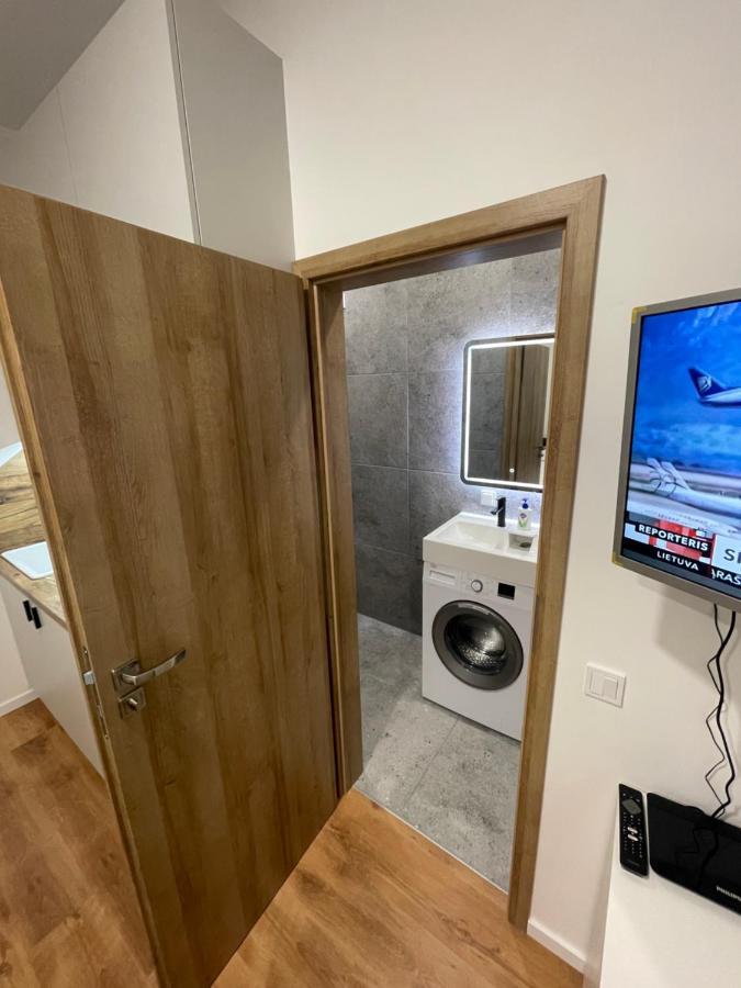 Airport Apartment 29 Self Check-In Free Parking ヴィリニュス エクステリア 写真